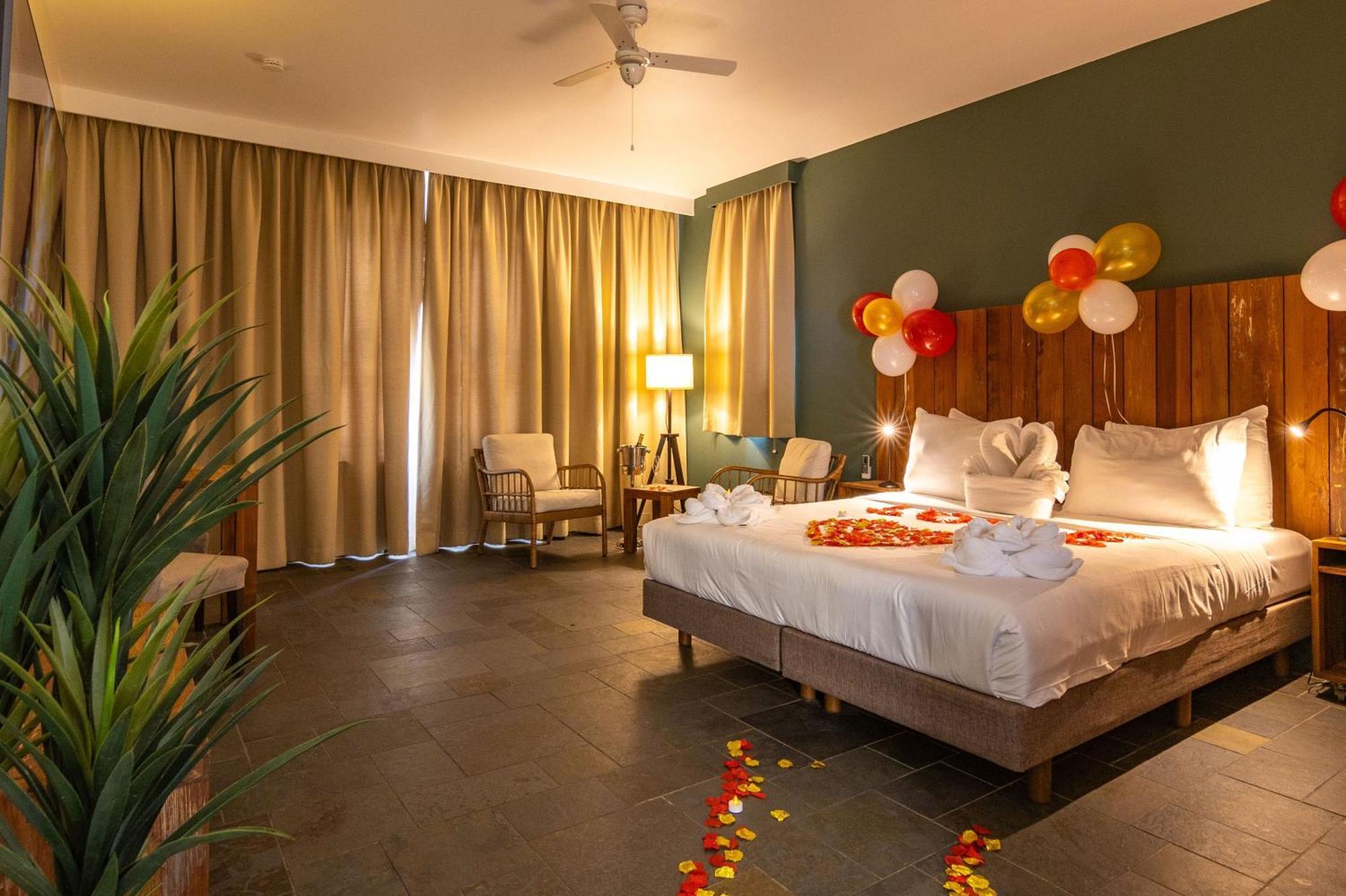 Bayside Boutique Hotel - Blue Bay Golf & Beach Resort Sint Michiel Ngoại thất bức ảnh